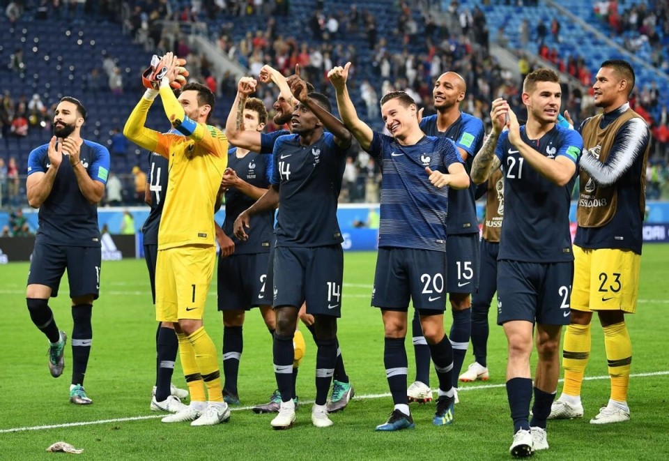 但其中近2 但其中近2